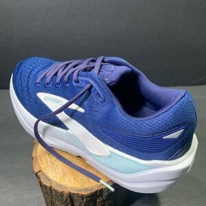 Brooks Ghost Max 3. Women’s Blue Running Walking Sneakers Size- 9